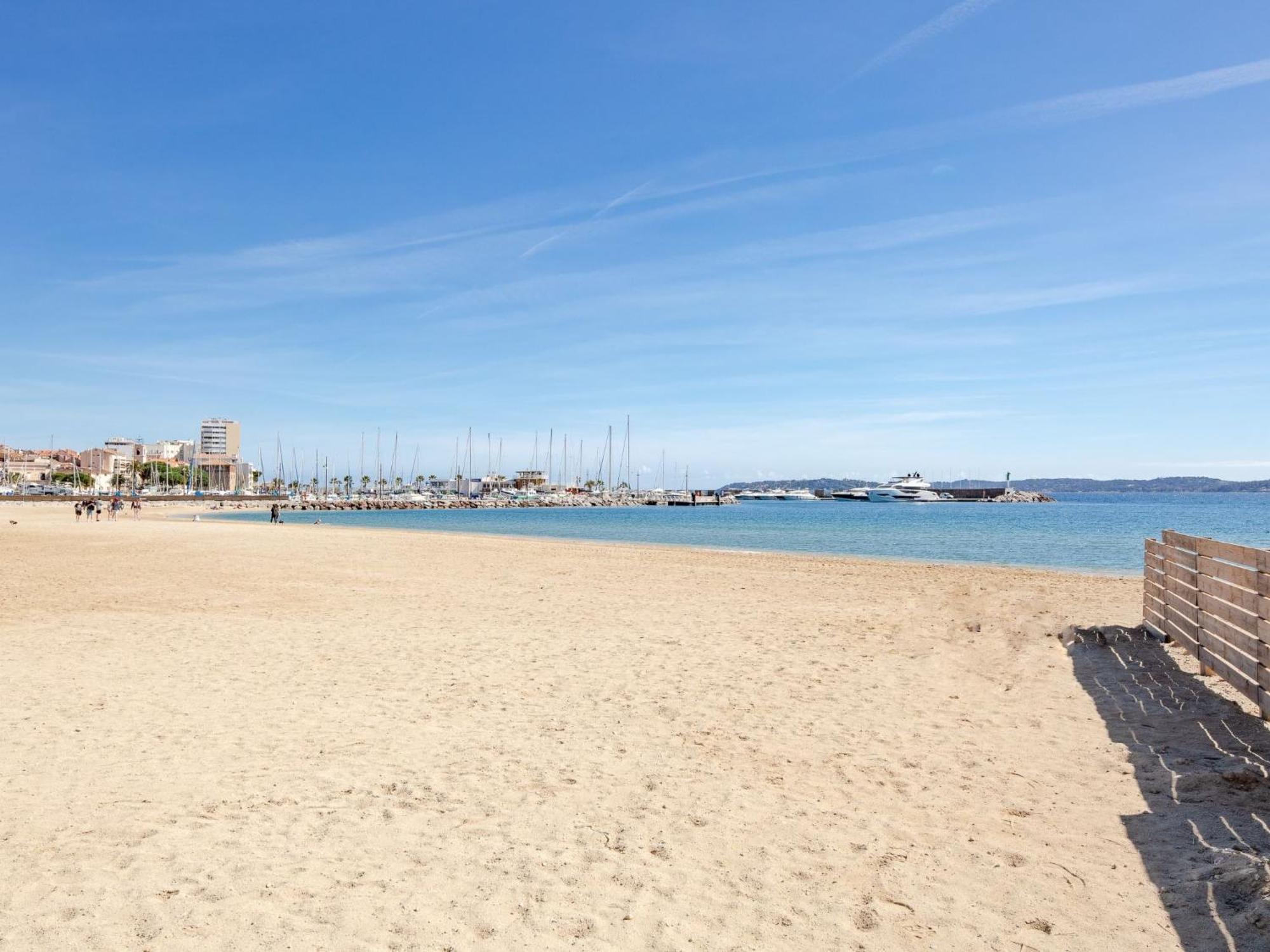 Apartment Les Sirenes By Interhome Sainte-Maxime Exterior foto
